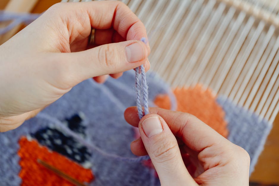 Knitting and Weaving Loom Kits expert review